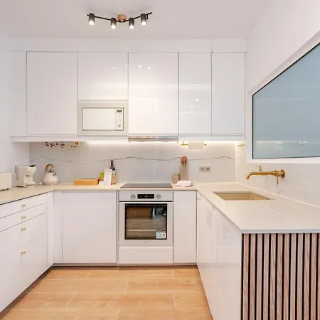 Sandora Breeze - Calm Near & Old Town Albufeira