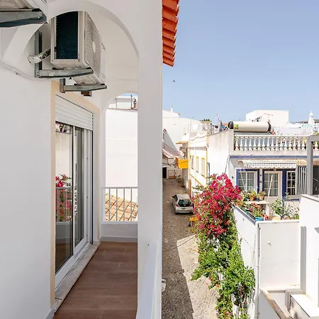 Daire Sandora Breeze - Calm Near & Old Town Albufeira